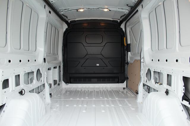 Ford TRANSIT 350 2.0TDCI 165pk Automaat L3H2 Trend | Nieuwste model | Carplay/Android | Camera | Sync 4 13" | Lease 753,- p/m