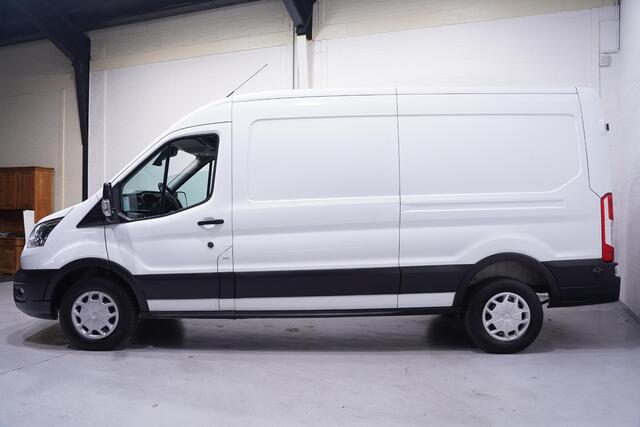 Ford TRANSIT 2.0 TDCI 130 pk L3H2 Trend Airco, Cruise Control Laadruimte Pakket, PDC V+A, 3-Zits, Slechts 28 dkm