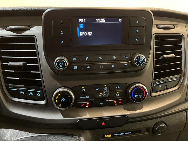 Ford TRANSIT 350 2.0 TDCI L3H2 Trend 130 PK DC Dubbel Cabine / Euro 6 / Airco / Schuifdeur L + R / Cruise Control / Trekhaak / Camera