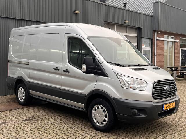 Ford TRANSIT 350 2.0 TDCI L2H2 Werkplaats inrichting Kast Inrichting Servicewagen Airco Cruise controle Werkplaats Sortimo inrichting Parkeersensoren voor en achter 1e eigenaar Dealer onderhouden Euro 6 Bpm vrij!!