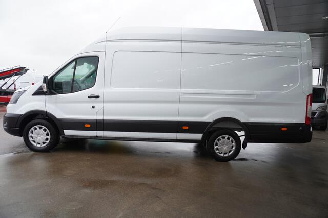 Ford TRANSIT 350EF 2.0 TDCI 130PK L4H3 Trend Airco | Cruise | Navi | Trekhaak