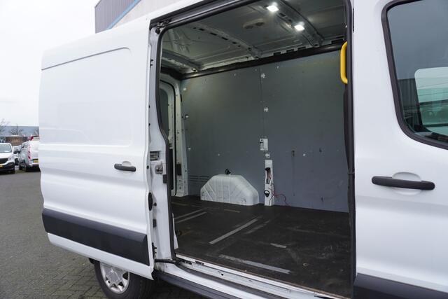 Ford TRANSIT 2.0 TDCI L2H2 EURO 6 - Airco - Cruise - PDC - ¤14.900,- Excl.