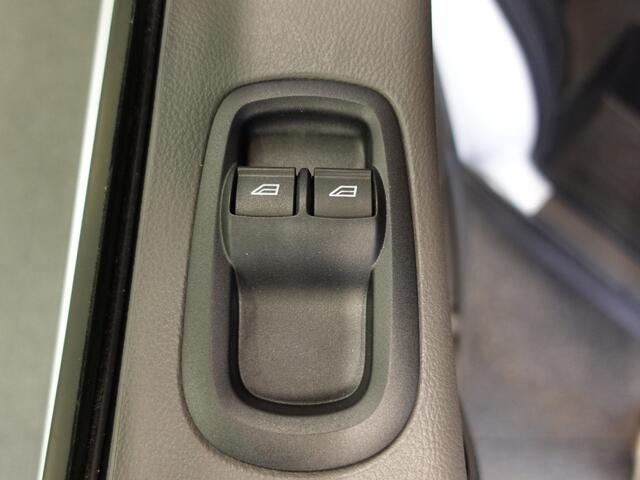 Ford TRANSIT 310 2.0 TDCI L2H2 Trend Automaat Airco Navigatie Bluetooth Camera Cruise Control