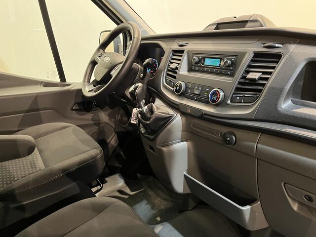 Ford TRANSIT 2.0 TDCI L4 Trend RWD 130 PK Bakwagen / Sörensen Laadklep / Meubelbak / Euro 6 / Airco / Cruise Control / 3-Zits / 30.200 KM !!