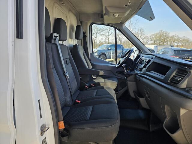 Ford TRANSIT 350 2.0 TDCI L3H2 Trend 130pk Trekhaak | Airco | Parkeersensoren | Cruise Control | 3.000 kg trekgewicht!