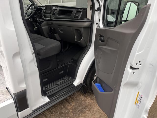 Ford TRANSIT 470 2.0 TDCI Airco Cruise control Tachograaf 3-Persoons Euro 6 Telefoonverbinding Be-combi be-trekker Koeling aansluiting Schotel Be-combi