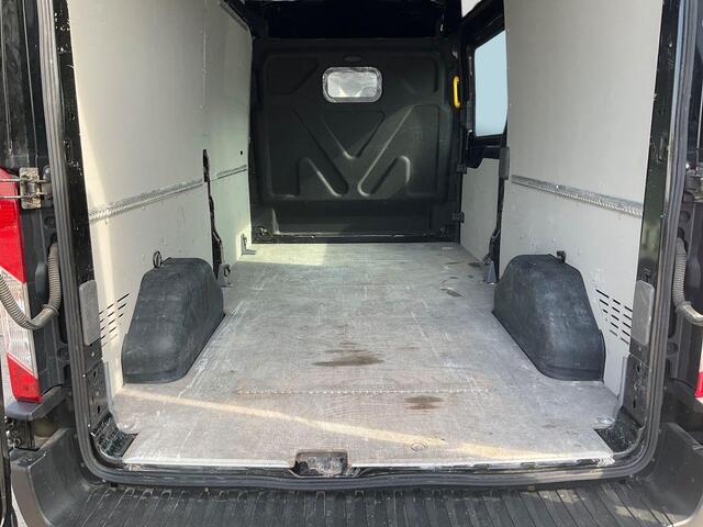 Ford TRANSIT 350 2.0 TDCI L3H2 Limited 185pk Automaat | Xenon | Trekhaak | Navigatie | Camera | Stoelverwarming