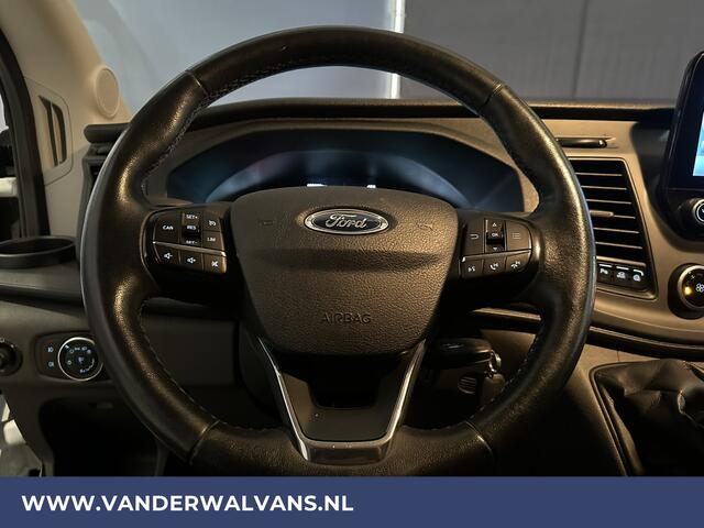 Ford TRANSIT 2.0 TDCI 131pk L3H2 Euro6 Airco | Camera | Navigatie | Apple Carplay | Android Auto Cruisecontrol, Stoelverwarming, Verwarmde voorruit, Parkeersensoren, Bijrijdersbank, 2500kg trekvermogen
