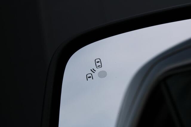 Ford TRANSIT 350 2.0 TDCI L2H2 Limited 165pk - Adaptive Cruise - Xenon - Navi - Blind Spot - 360 camera - Rijklaar