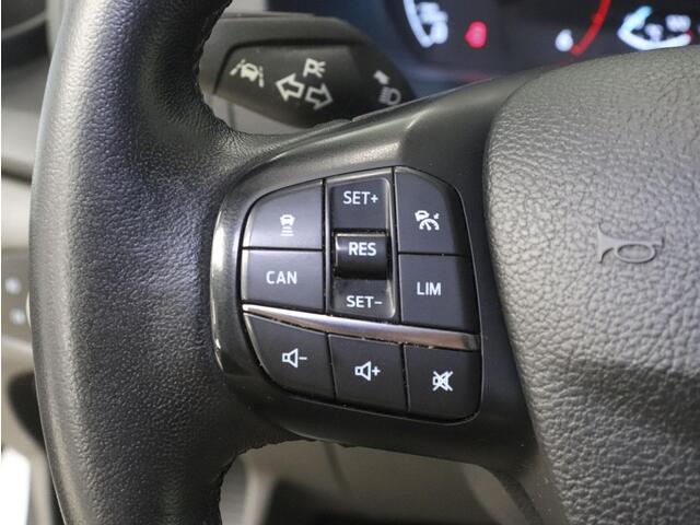 Ford TRANSIT 310 105PK L3H2 Trend Navigatie Airco Parkeersensoren Bluetooth 3Zits Trekhaak Camera