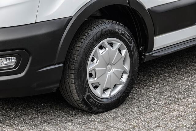 Ford TRANSIT L2H2 2.0Tdci 130Pk | Trend | Trekhaak | Frozen White