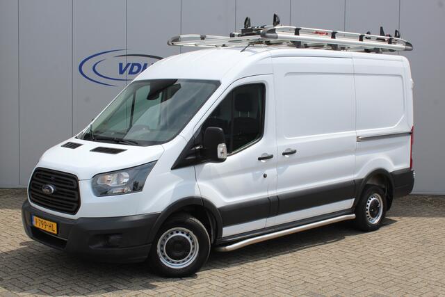Ford TRANSIT 290 2.0-105pk TDCI L2H2 Ambiente. Compleet ingerichte Ford Transit ! Camera, pdc v+a, airco, ladder achterd., opstaptrede met trekhaak, imperiaal met ladder, omvormer naar 220V, etc etc.