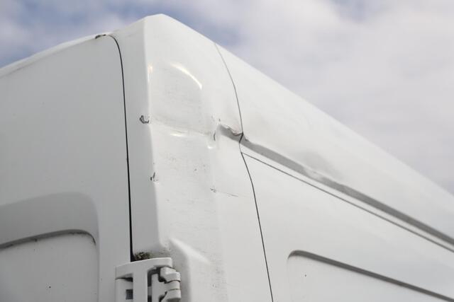 Ford TRANSIT 350 2.0 TDCI L3H2 Trend 3 Persoons Trekhaak Airco Cruise Control Radio Bluetooth Nieuwe Koppeling