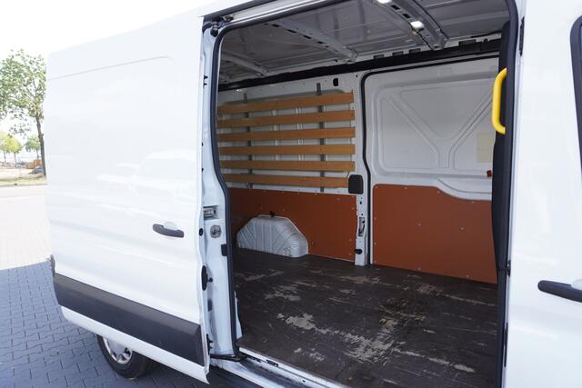 Ford TRANSIT 2.0 TDCI L3H2 - EURO 6 2x Schuifdeur - Airco - Cruise - PDC - ¤ 17.500,- Excl.