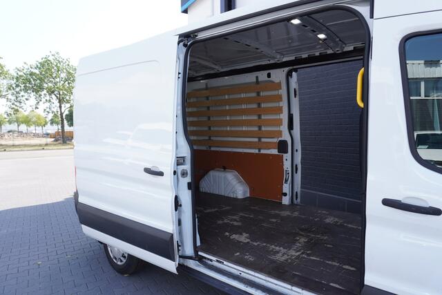 Ford TRANSIT 2.0 TDCI L3H2 - EURO 6 2x Schuifdeur - Airco - Cruise - PDC - ¤ 17.500,- Excl.