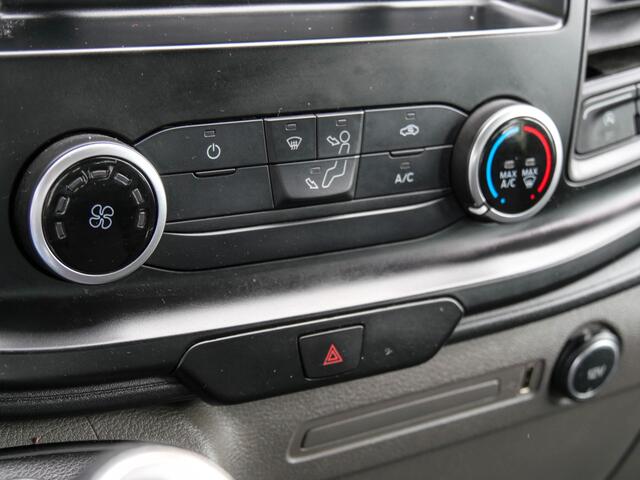 Ford TRANSIT 350 2.0 TDCI L3H1 Dubbele Cabine Ambiente OPEN LAADBAK | 7 PERSOONS | TREKHAAK