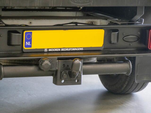 Ford TRANSIT 350 2.0 TDCI L3H1 Dubbele Cabine Ambiente OPEN LAADBAK | 7 PERSOONS | TREKHAAK