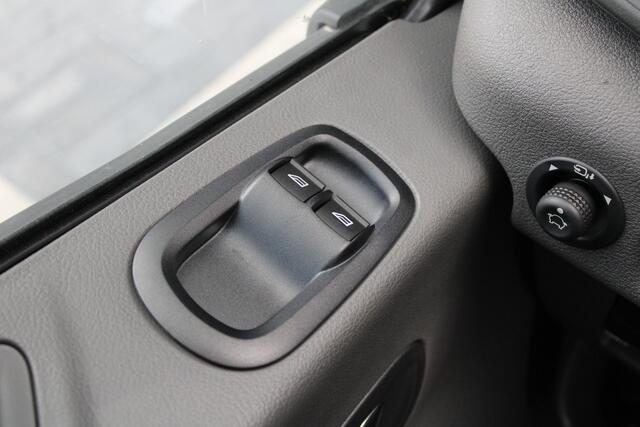 Ford TRANSIT 350 2.0 TDCI L2H2 Limited 165pk - Adaptive Cruise - Xenon - Navi - Blind Spot - 360 camera - Rijklaar