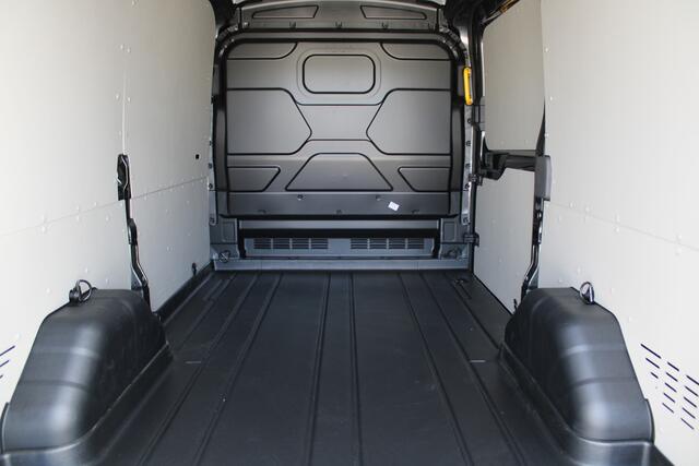 Ford TRANSIT 350 2.0 TDCI L2H2 Trend 165pk - Facelift - Adaptive Cruise - Navigatie - Blind Spot - 360 Camera - Stoel - Stuurverwarming - Rijklaar