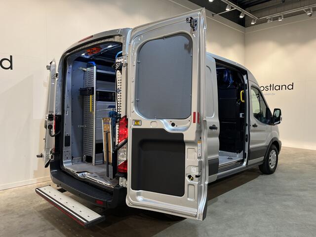 Ford TRANSIT 350 2.0 TDCI L2H2 Trend 130 PK Automaat Servicebus / Sortimo Inrichting / Euro 6 / Airco / Cruise Control / Camera / 3-Zits / 83.500 KM !!