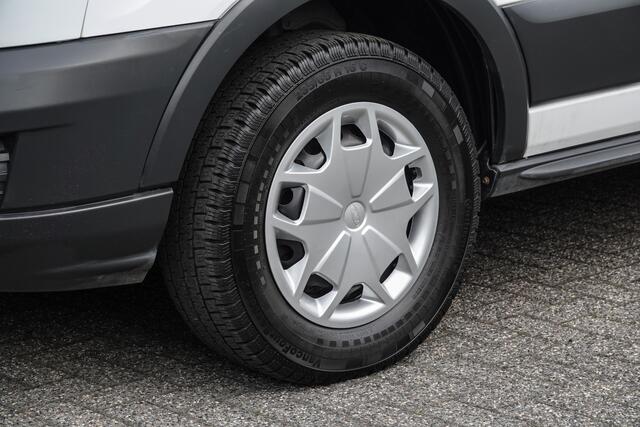 Ford TRANSIT L2H2 2.0Tdci 130Pk | 350 | Trend | 2xSchuifdeur | Trekhaak | Frozen White