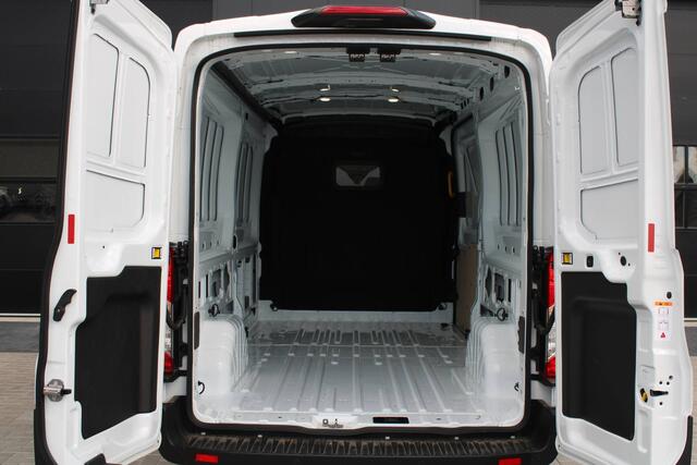 Ford TRANSIT 350 2.0 TDCI L3H2 Trend 130pk - Cruise Control - DAB radio - Verwarmde Vooruit - Parkeersensoren - Rijklaar