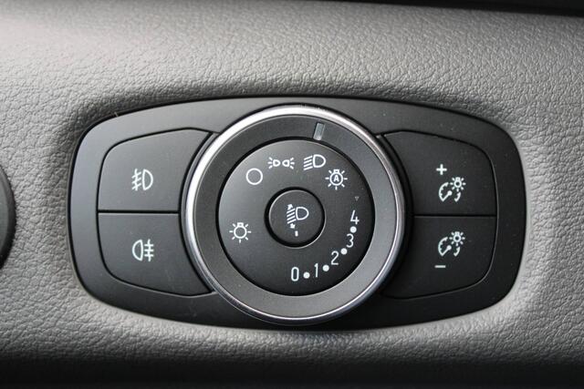 Ford TRANSIT 350 2.0 TDCI L3H2 Trend 130pk - Cruise Control - DAB radio - Verwarmde Vooruit - Parkeersensoren - Rijklaar