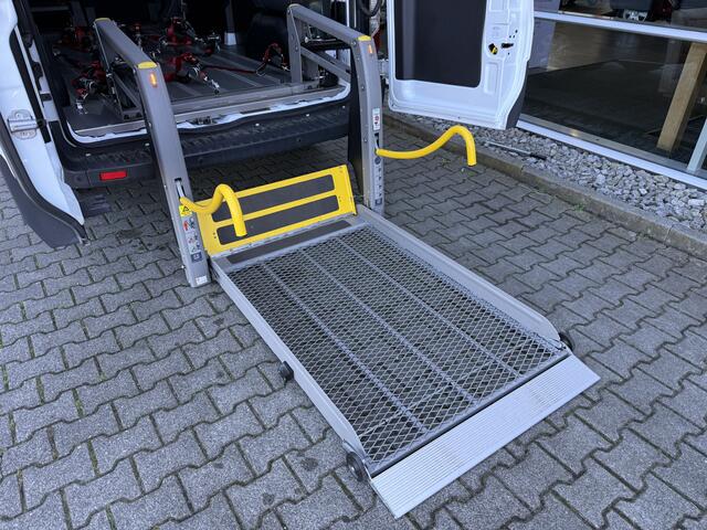 Ford TRANSIT Rolstoelbus / Personenbus 350 L2H2 (Mooie ruime bus met mogelijkheden!)