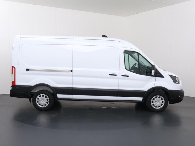 Ford TRANSIT 350 | 2.0 TDCI | L3 H2 | TREND | TREKHAAK 2500 KG AHW | CLIMATE CONTROL | NAVIGATIE | PARKEERSENSOREN V+A | CRUISE CONTROL | BIJRIJDERSBANK | LAADRUIMTE PAKKET | APPLE CARPLAY / ANDROID AUTO | STOEVERWARMING