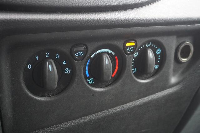 Ford TRANSIT 2.0 TDCI 130PK L3H2 EURO 6 - Airco - Cruise - Camera - ¤ 10.900,- Excl.