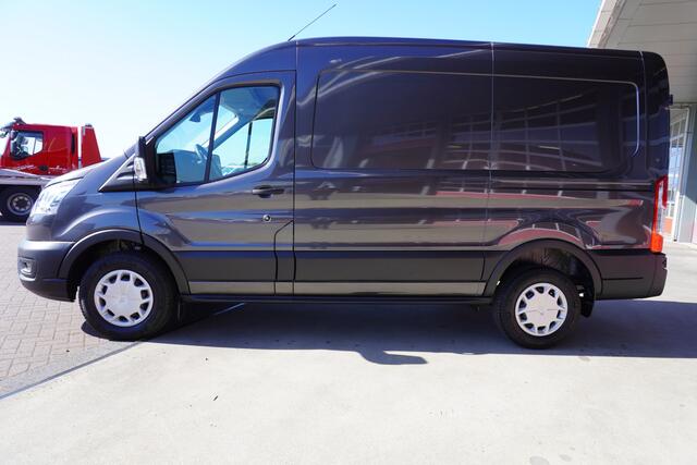 Ford TRANSIT 350 2.0 TDCI 165pk L2H2 Trend Automaat Schuifdeur L+R nr. V815 | Camera | Cruise | Trekhaak | Laadruimte pakket