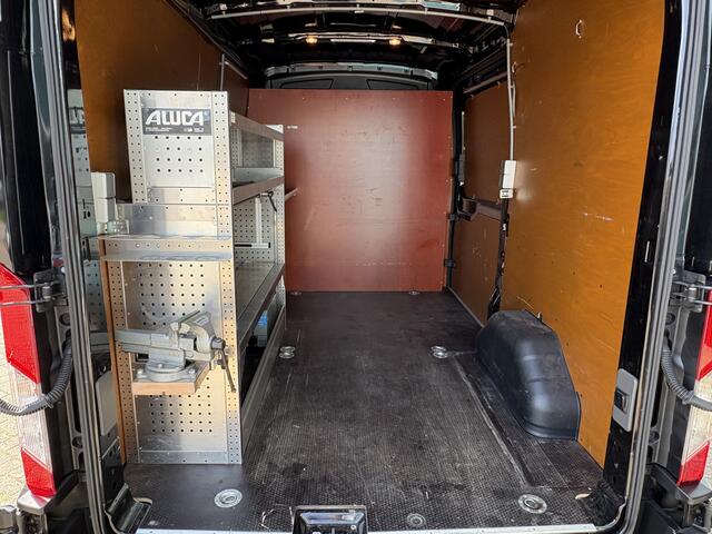 Ford TRANSIT 310 2.0 130Pk TDCI L2H2 Trend / Cruise / Airco / Trekhaak / Apk t/m 26-06-2026