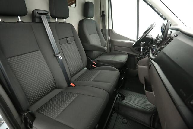 Ford TRANSIT 2.0 Ecoblue L2H2 | Airco | Camera | Cruise | 3-Zits | Carplay | Stoelverw.