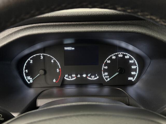 Ford TRANSIT 2.0TDCi 130PK L3H3 Laadklep | Navigatie | Camera | Airco | Cruise | 3-Persoons