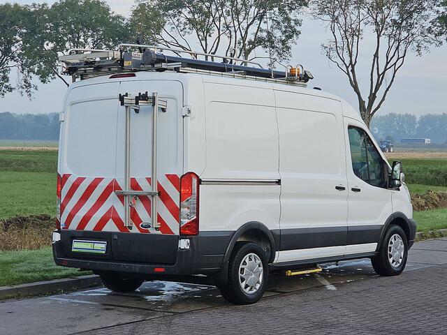 Ford TRANSIT 350 2.0 TDCI L2H2 Trend Imperiaal Werkplaats-Inrichting Navi Airco Camera 130Pk Euro6 Oh-Historie 1e Eigenaar!
