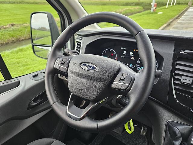 Ford TRANSIT 350 2.0 TDCI L4H3 Trend RWD 360Camera Navi Euro6 Verlengde-Fabrieksgarantie 130Pk