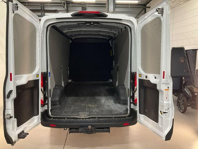 Ford TRANSIT 350 2.0 TDCI L3H2 Trend 130pk | Navigatie Pack | Safety en Comfort Pack | Trekhaak