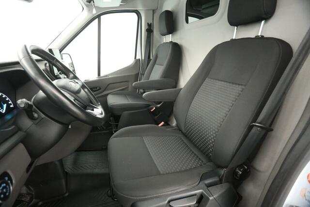 Ford TRANSIT 350 2.0 TDCI L2H2 | Aut. | Airco | Camera | Adap. Cruise | Carplay | Navi | Stoelverw.