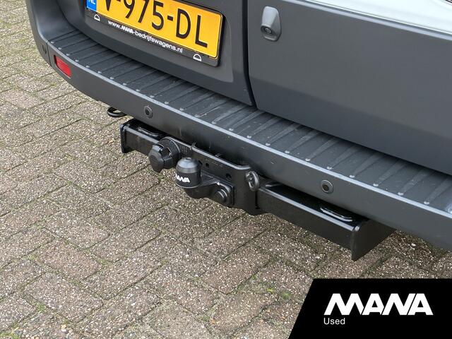 Ford TRANSIT 290 2.0 TDCI L2H2 Trend Vooruitverwarming Trekhaak Camera Sensoren