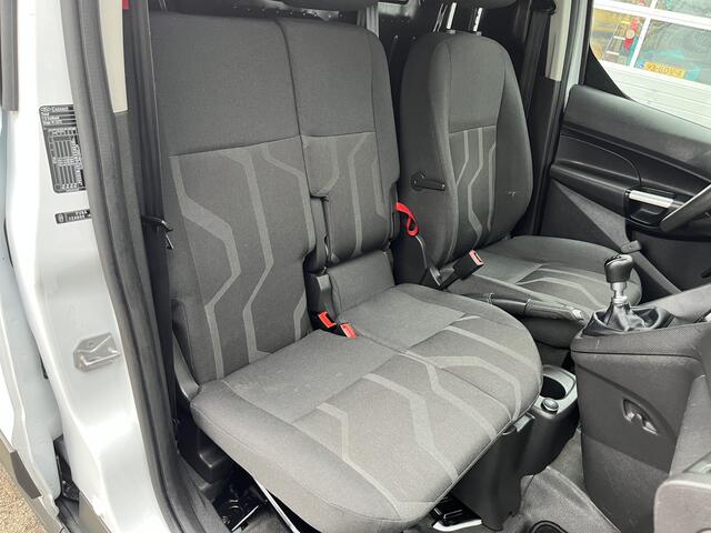 Ford TRANSIT CONNECT 1.0 Ecoboost Benzine Airco 3-Persoons Sortimo Kastinrichting Omvormer Trekhaak 1200kg trekgewicht Schuifdeur Parkeersensoren achter 1e eigenaar Bpm vrij Lage belasting !!