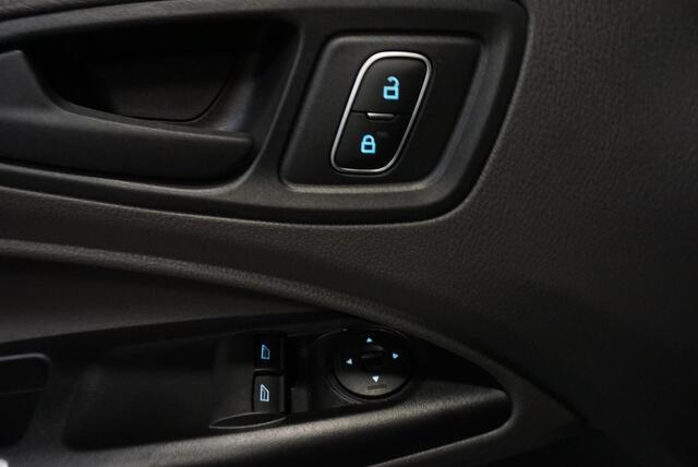 Ford TRANSIT CONNECT 1.5 EcoBlue L2 Trend Automaat Navigatie Airco ParkeersensorenCruise Control 3Zits Camera