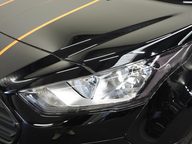 Ford TRANSIT CONNECT 100pk Automaat L2 Navigatie Camera Trekhaak Cruise control Parkeersensoren 3-Zits