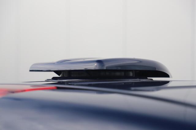 Ford TRANSIT CONNECT 1.5 EcoBlue L1 Automaat Hondenauto Ventilatie Achterin Hondentransport Radio Bluetooth Airco Cruise Voorruitverwarming Inrichting voor Beesten