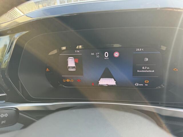 Ford TRANSIT CONNECT 2.0 EcoBlue L2 Limited 102pk | Trekhaak Afneembaar | Reserve Wiel | Apple carplay/Android auto | Navigatie | All Weather Banden