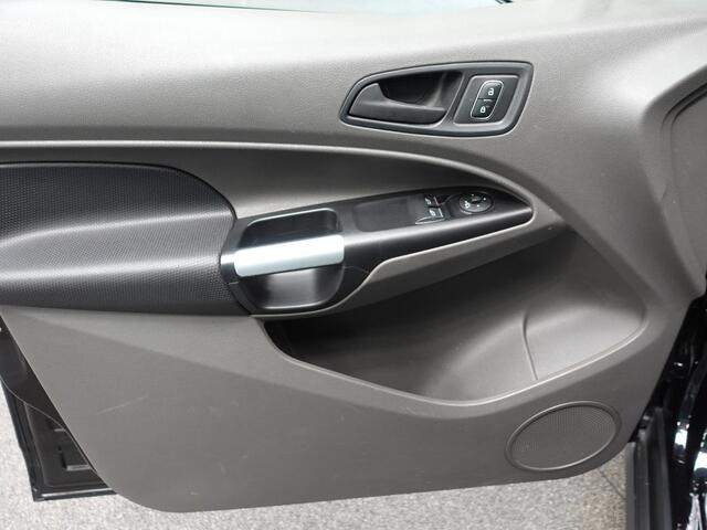 Ford TRANSIT CONNECT 120pk Automaat L2 Trend Versnellingsbak/gearbox probleem Navigatie Camera Airco Cruise control 3-Zits Euro6