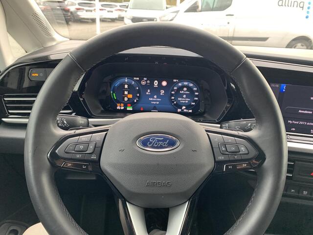 Ford TRANSIT CONNECT 1.5 EcoBoost PHEV L2 Limited | Trekhaak | Camera | Lichtmetalen Velgen | Climate Control | Navigatie |