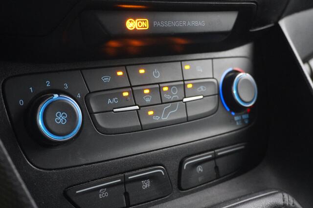 Ford TRANSIT CONNECT 1.5 EcoBlue 100PK L2 EURO 6 - Airco - Cruise - Trekhaak - ¤10.900,- Excl.