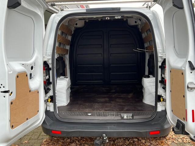 Ford TRANSIT COURIER 1.5 TDCI Ambiente Airco | Navigatie | 4 Cillinder | Imperiaal