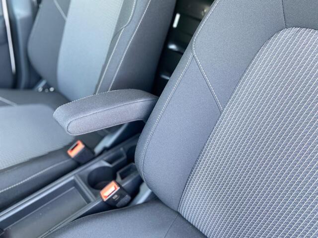 Ford TRANSIT COURIER E-Transit Trend 44 kWh 136PK | Climate Control | Parkeersensoren | Parkeercamera | Bluetooth | DAB | radio, Apple Carplay en Adroid Auto | Trekhaak |