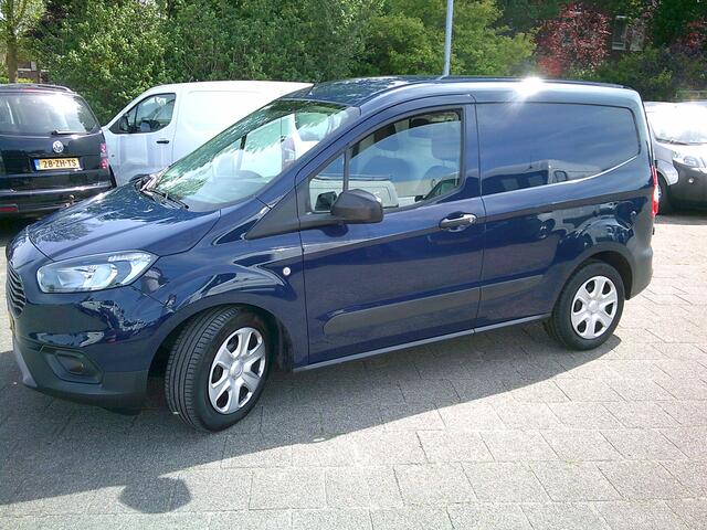 Ford TRANSIT COURIER 1.0 Trend EcoBoost S&S VOORZIEN VAN AIRCO !! BENZINE UITVOERING !!!
